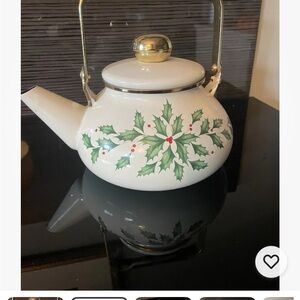 Lenox Holiday Teapot with Green Holly